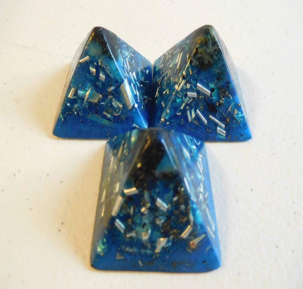 Turquoise Small Pyramids Positive Orgone
