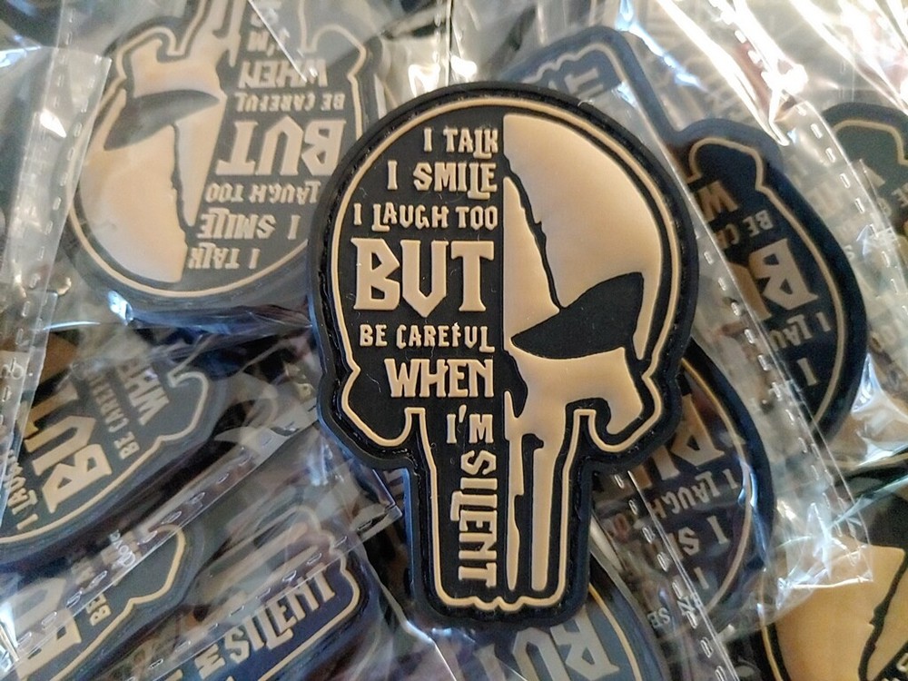 SILENT SCULL - PUNISHER - 3D PVC PATCH - COYOTE / BLACK