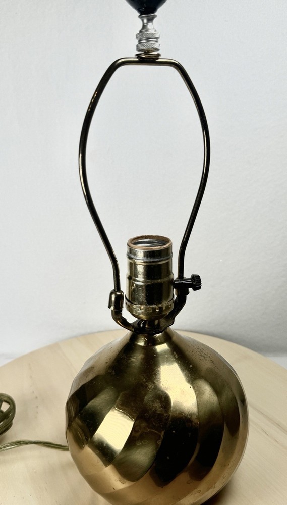 VTG Solid Brass Swirl Globe Table Lamp 14.5” Tall Without Shade