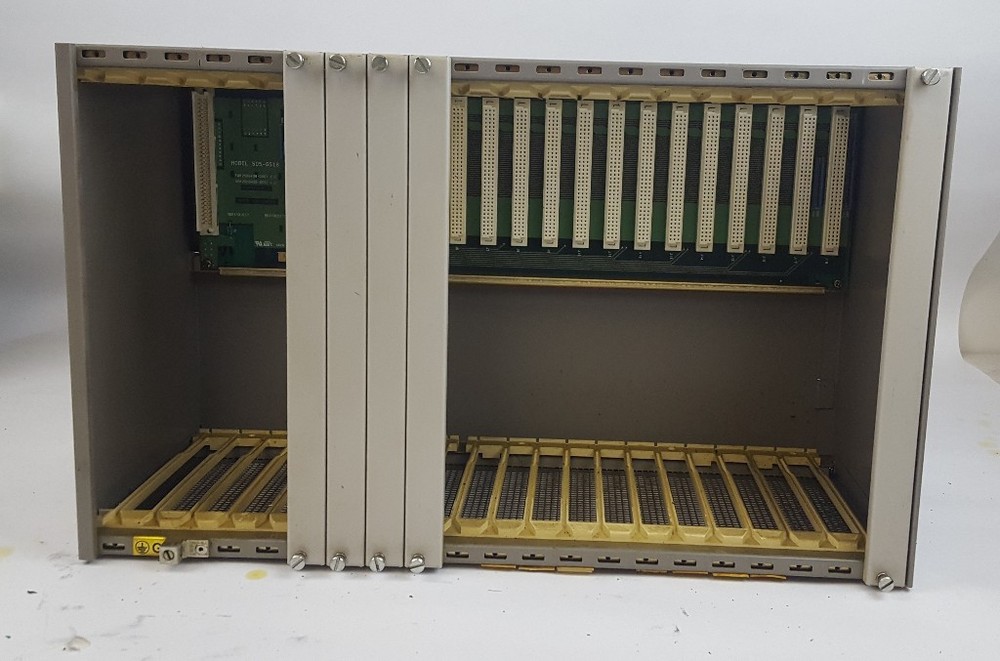 Siemens Simatic Chassis Model 505-6516