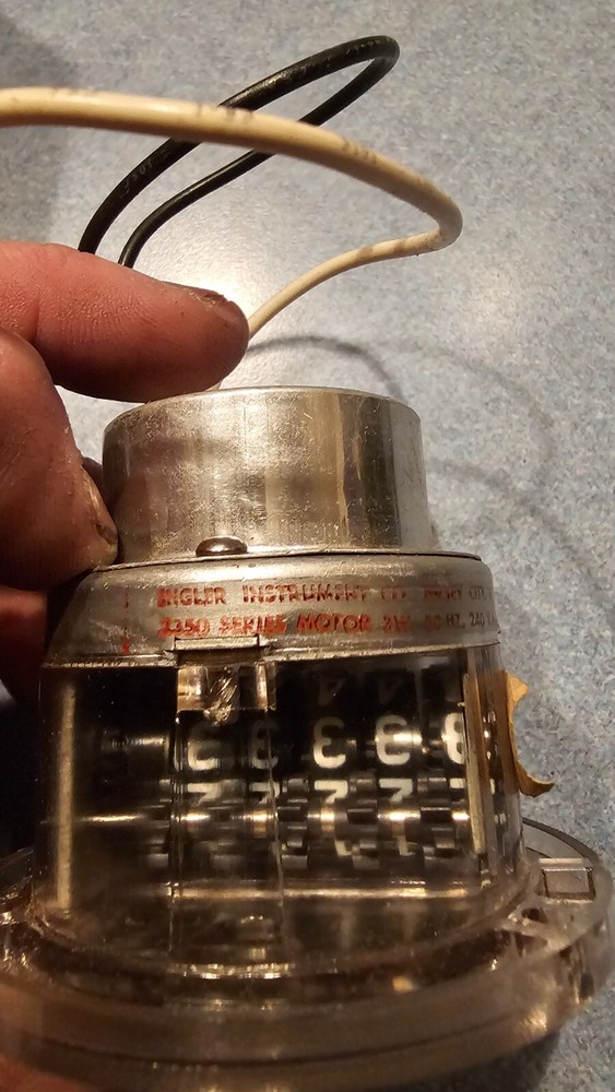 Engler Hour Meter- Model 72NL7 - NEW in Box