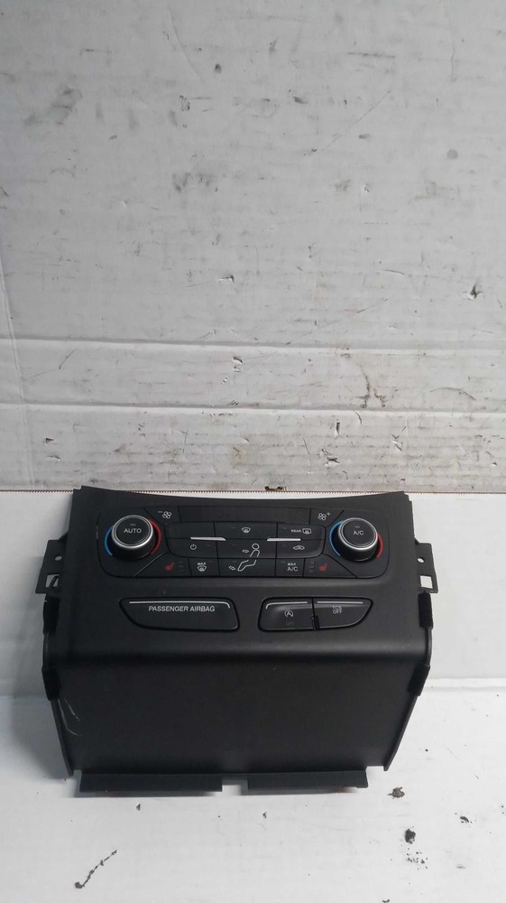 Used A/C Selector Switch fits: 2018 Ford Escape front automatic temperature cont