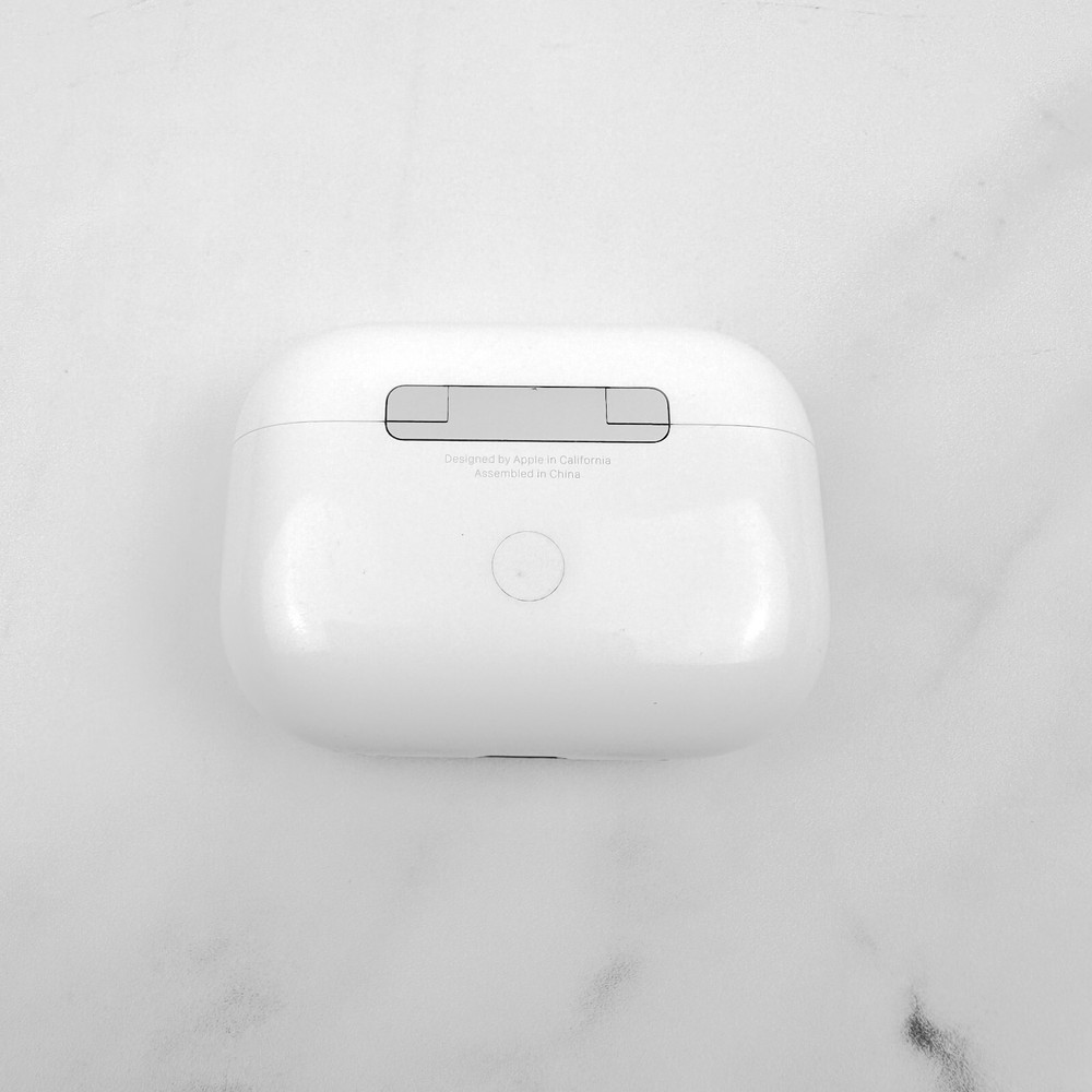 Apple AirPods Pro 2nd Gen Replacement Case Only A2700