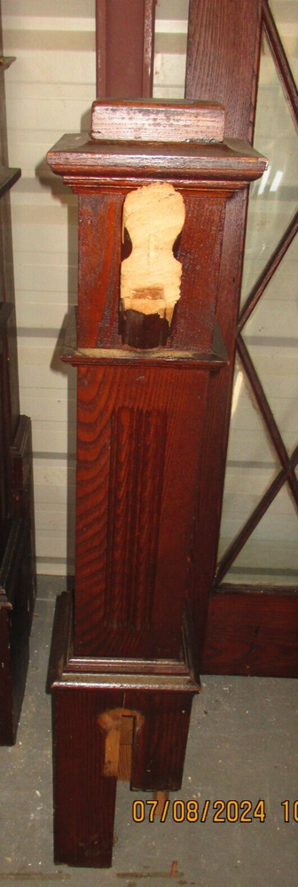 NEWEL POST STAINED 46 TALL DECORATIVE LINES WE SHIP!!!!!!