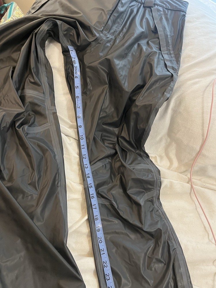 Columbia Titanium Men's Snow/ski Pants, Size Medium.