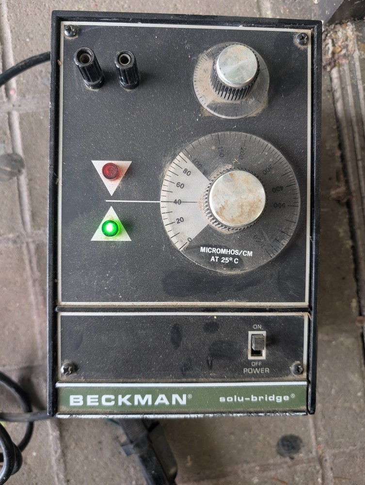 Beckman Solu-Bridge SD-178 Conductivity Controller - USED