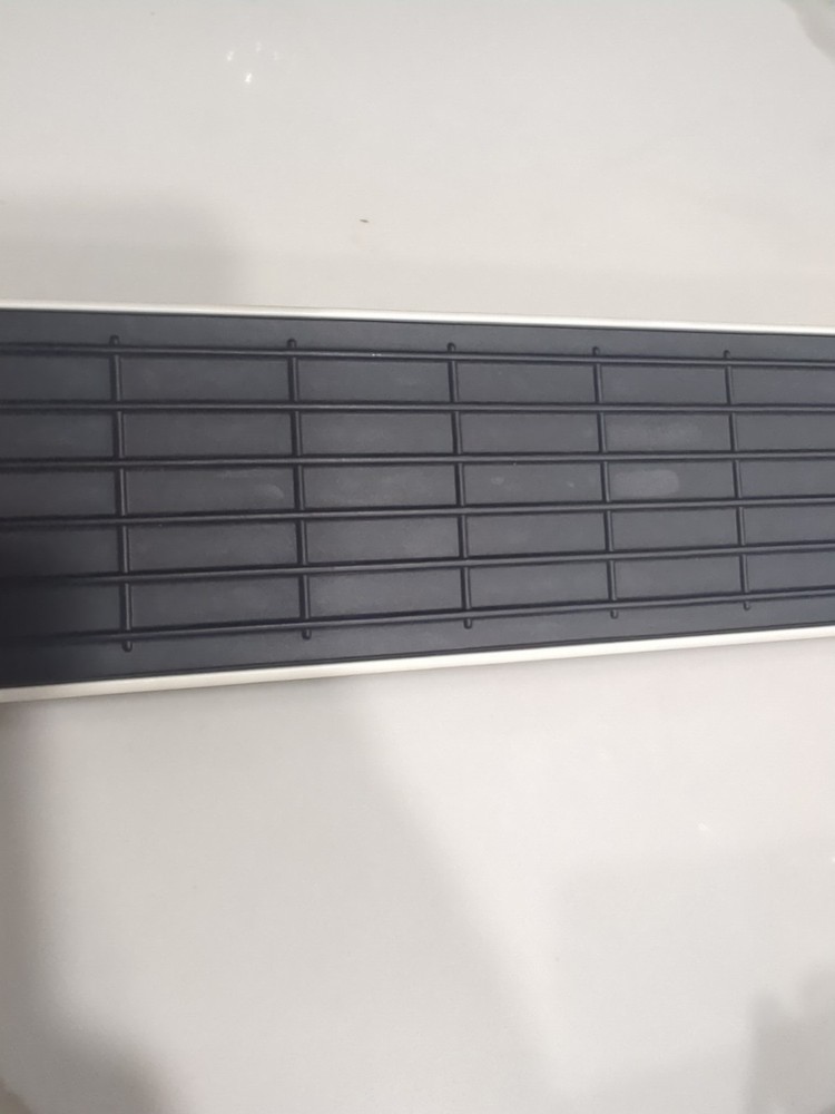 USED Artiphon Unstrument 1 White A100 Nice! Ships Free JSS