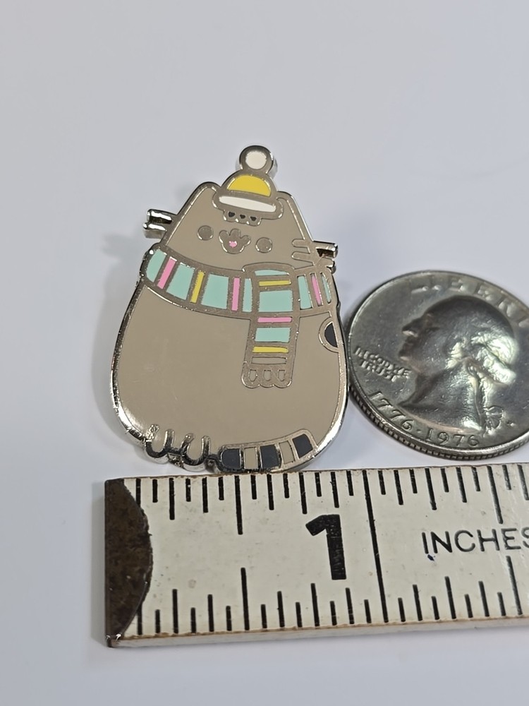 Gray Fat Cat With Scarf Lapel Pin