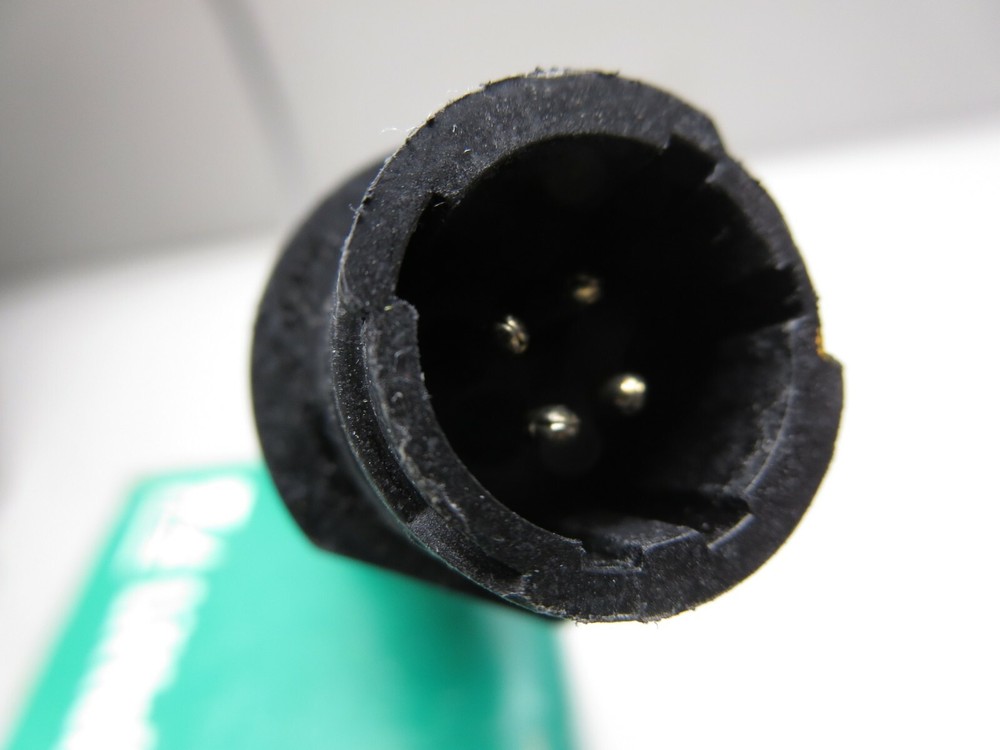 Quicher, NSR, Electric Automatic Screw Feeder, Unit NOT Tested