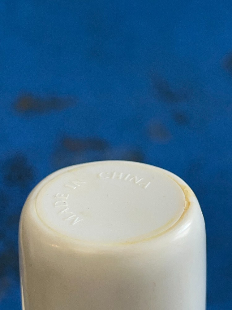 Vintage Hershey's Milk Chocolate White Plastic Ice Cream Scoop