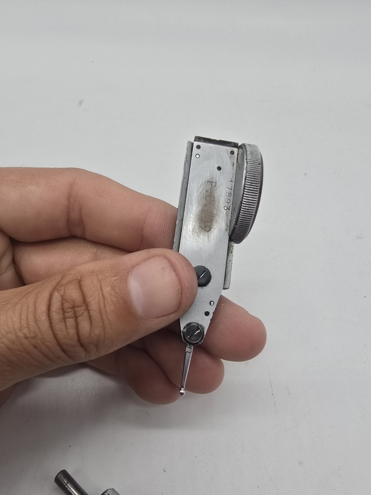 Brown & Sharpe 7030 BesTest .0005" Dial Test Indicator