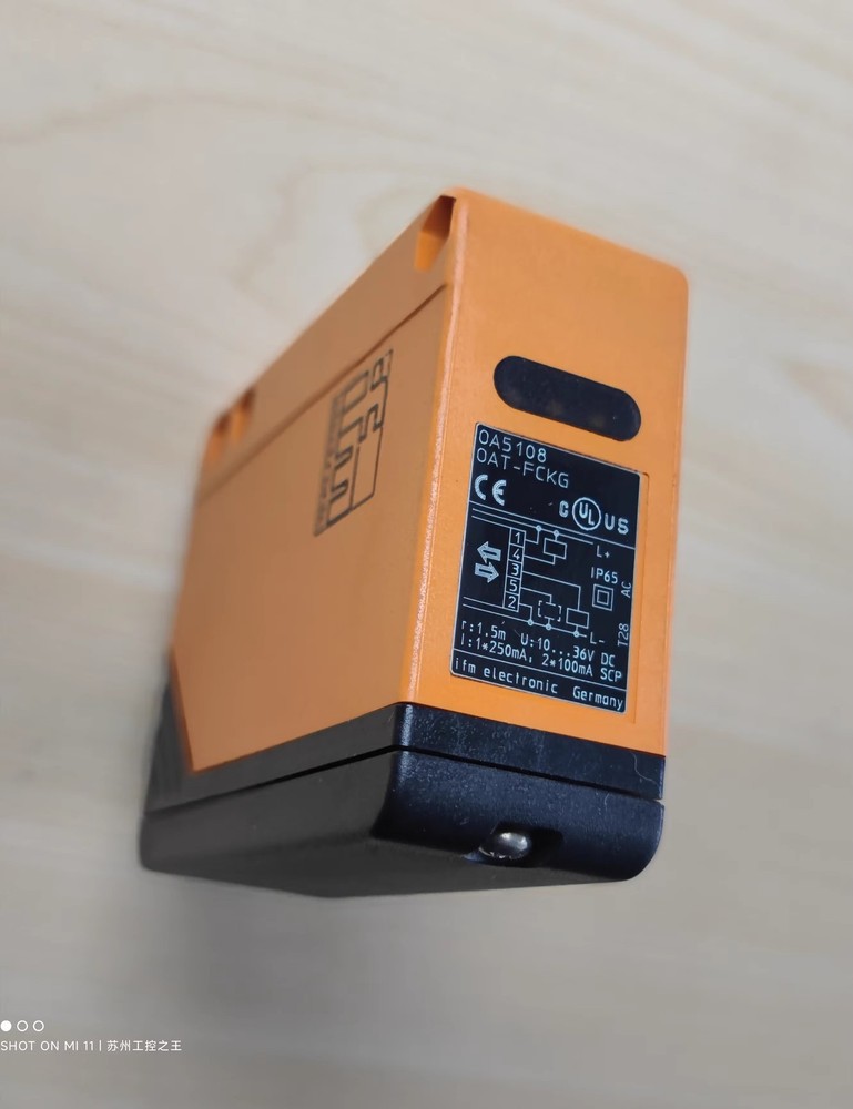 1Pcs New IFM sensor OA5108(no box)