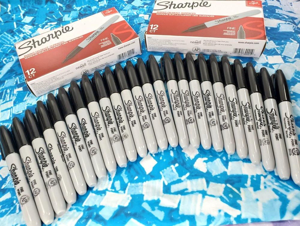 24 Pack- Sharpie BLACK Fine Tip The Original SHARPIE Permanent Marker 30001