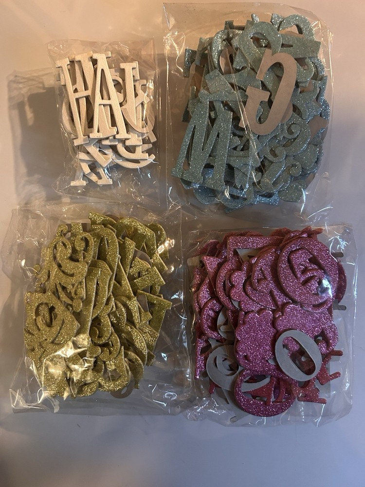 200-piece Assorted Shapes & Alpha Glitter Chipboard