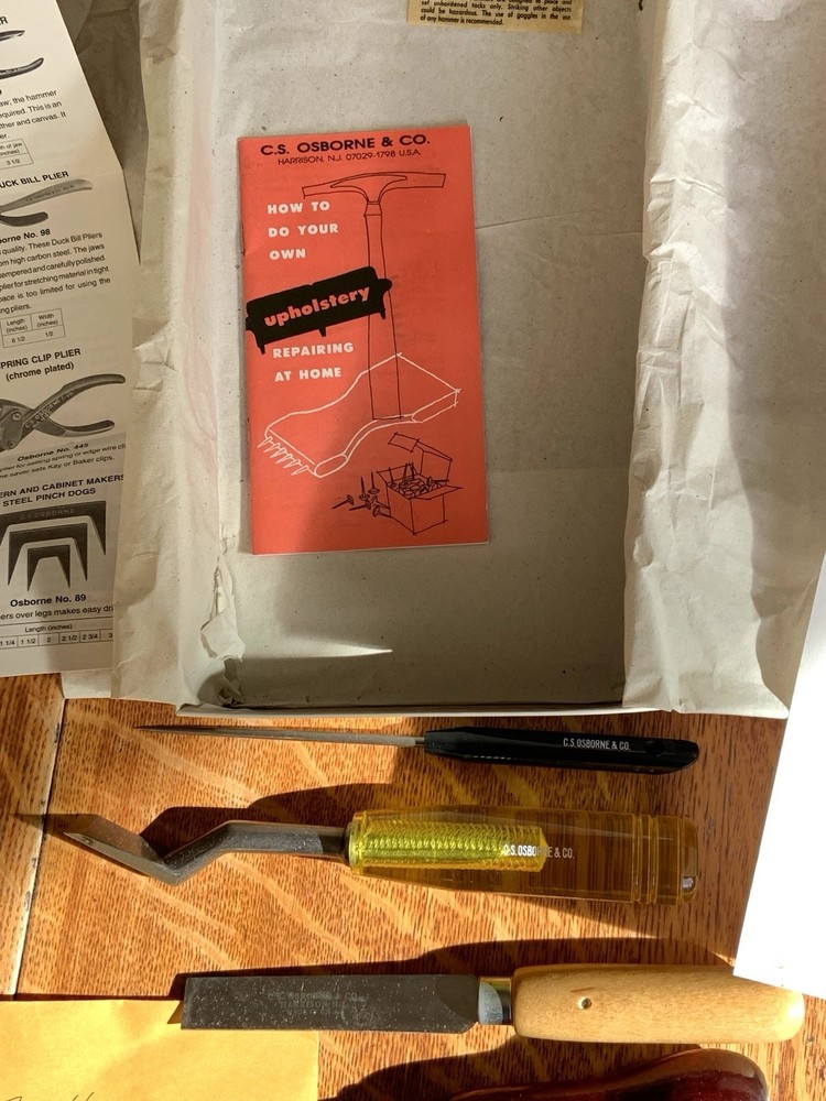 Osborne Intermediate Upholstery Kit No. B-11 ~~~~ Never Used * Missing Hammer