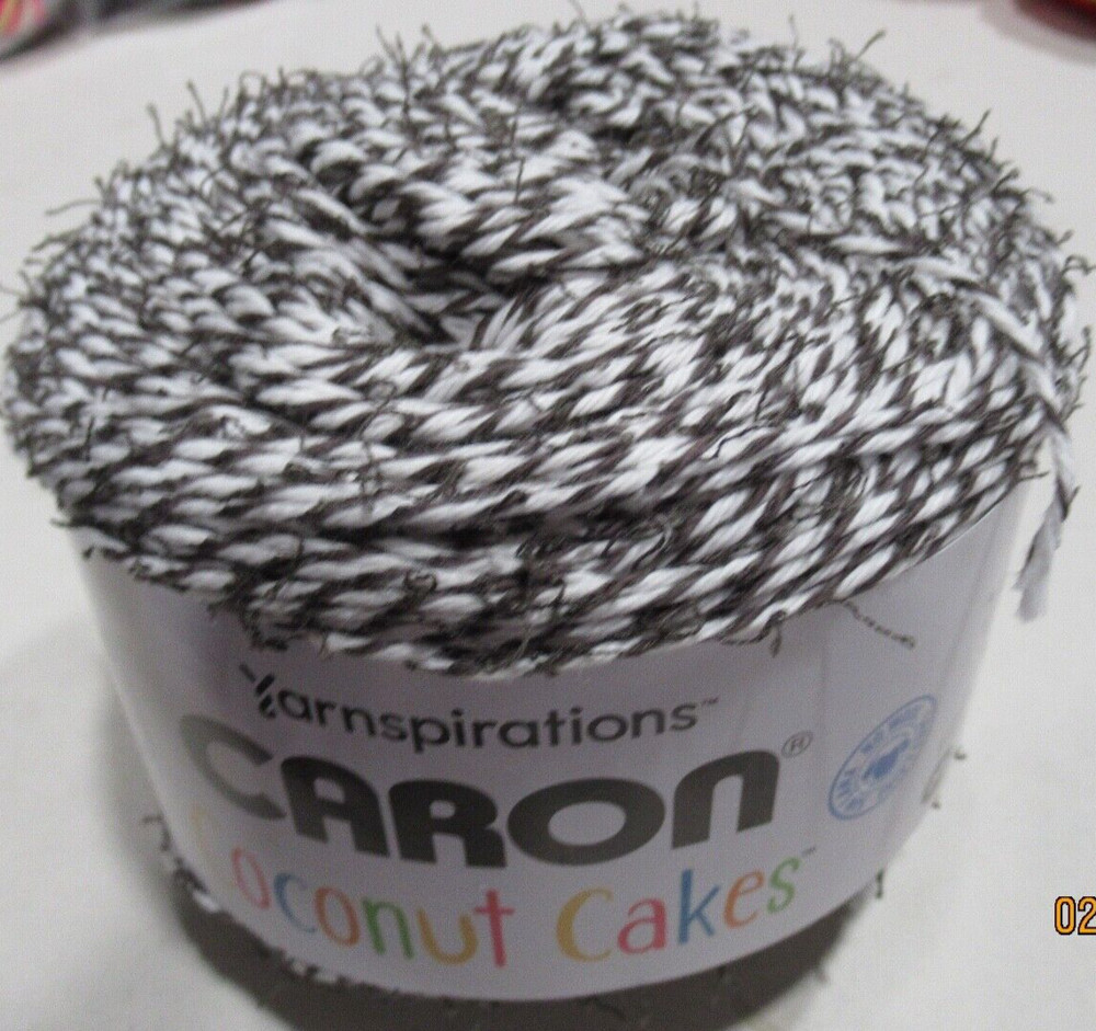 CARON COCONUT CAKES..  LICORICE