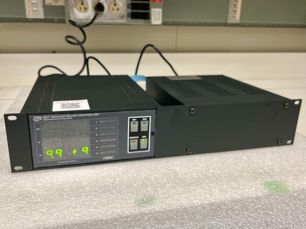 Granville Phillips 307 Vacuum Gauge Controller
