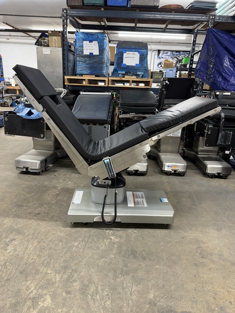 STERIS 4085 SURGERY TABLE