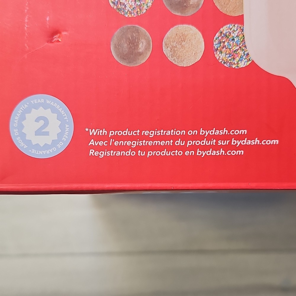 Dash Rise Donut Bite Maker 500 Watts Black Makes 9 Donut Bites