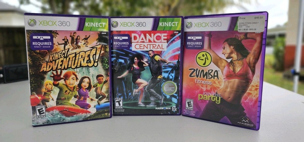 Xbox 360 Kinect Bundle Lot with 3 Games. (READ DESCRIPTION)