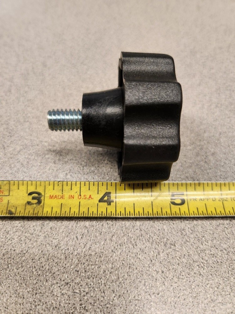 Fluted hand knob with 5/16 stud