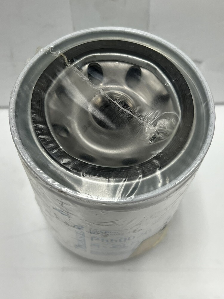 New DONALDSON P550020 ENGINE OIL FILTER