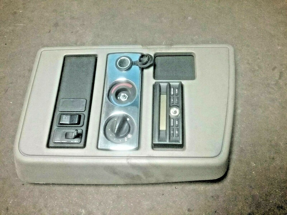 INTERNATIONAL  PROSTAR SLEEPER CONTROL  PANEL XS236467