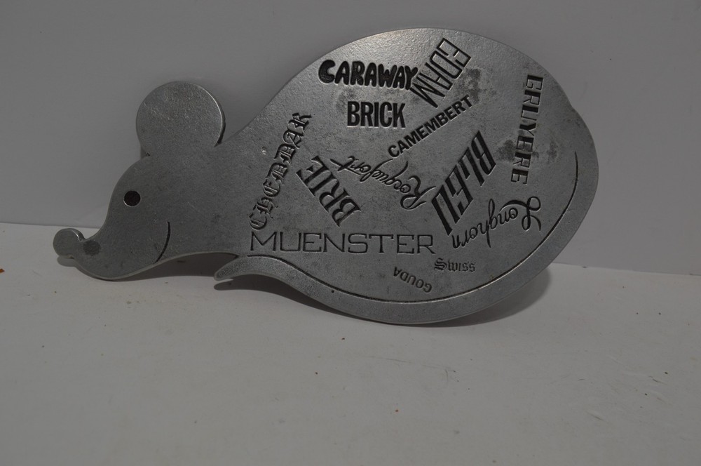 CHEESE SERVER ANTIQUE 1975 ALUMINUN