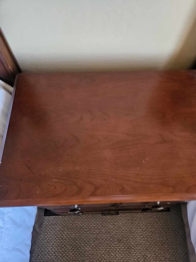 BROYHILL Bedroom Set $1,800 OBO