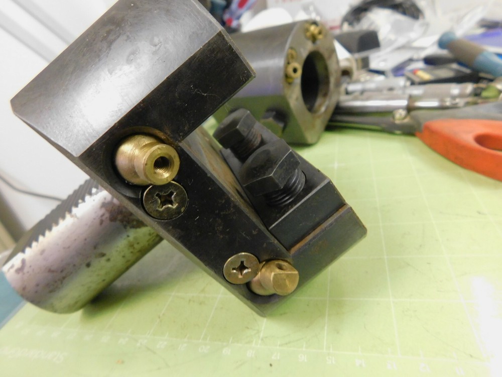 VDI 50 1.25" Square Shank Tool Holder