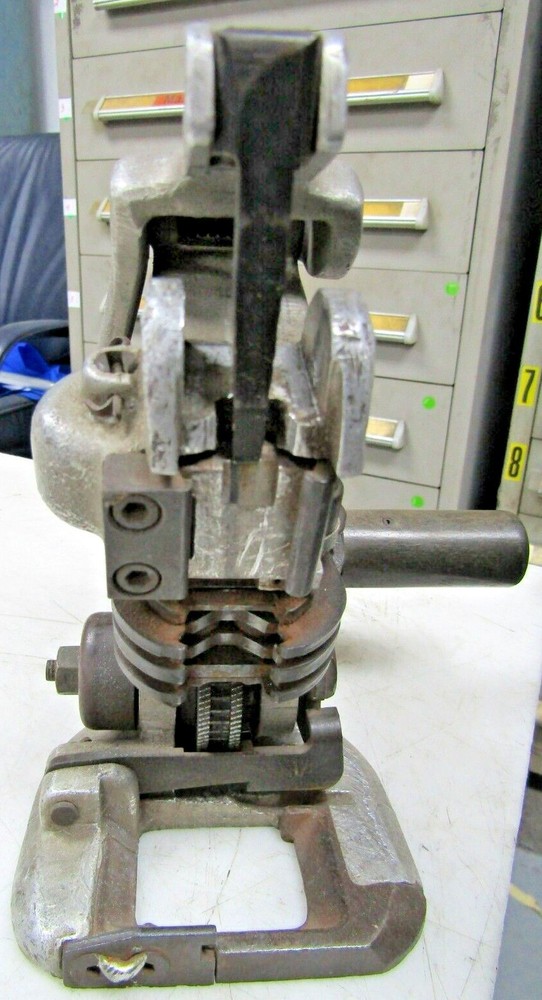 💥SIGNODE MODEL SFC 1223 SEAL FEED STRAPPING MACHINE