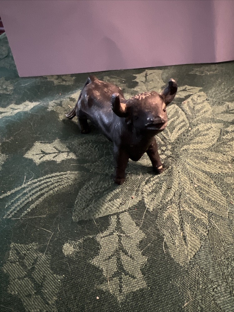 Vtg Die Cast Bull Shaped Pyrogenic Holder