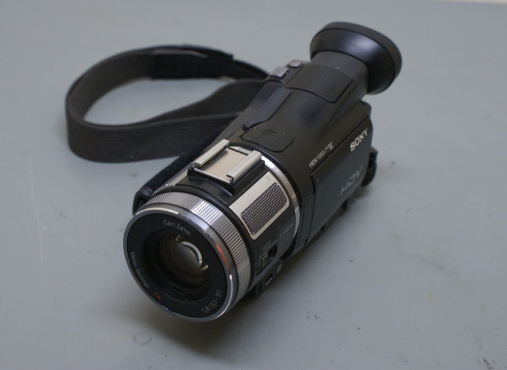Sony HVR-A1U Digital HD Video Recorder 2D