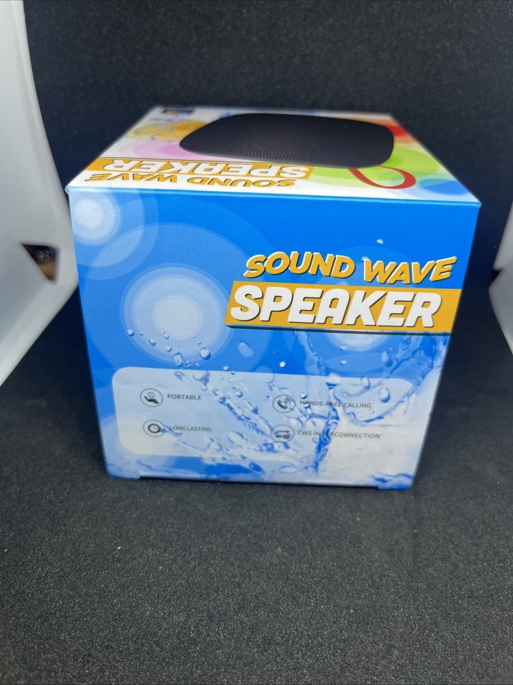 SoundWaves Splash-Proof Bluetooth Speaker W/ Multi Function Light
