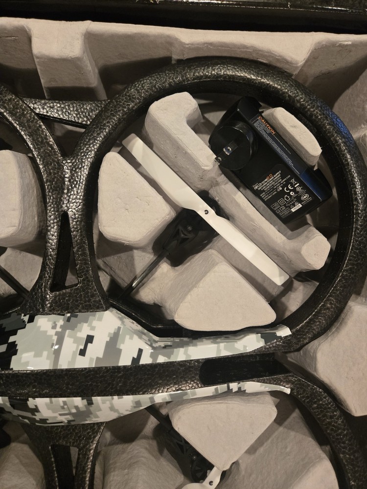 Parrot AR-Drone 2.0 Elite Edition New In Open Box Missing Guide Book