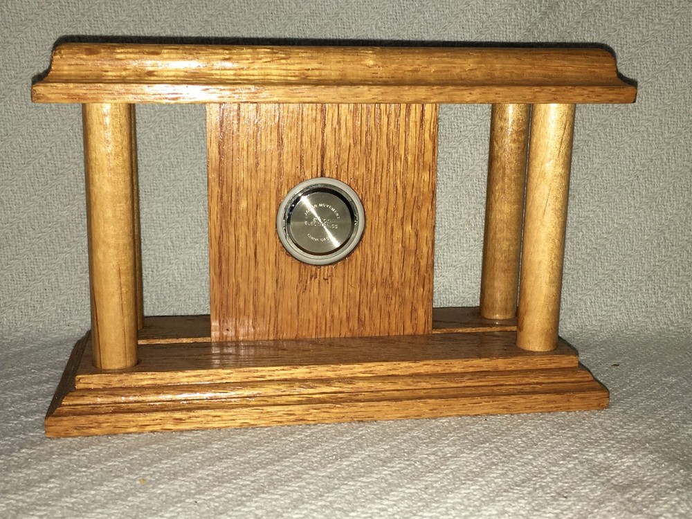 Silcon Electronics Wood Quartz Mantle Clock 8x4x4"