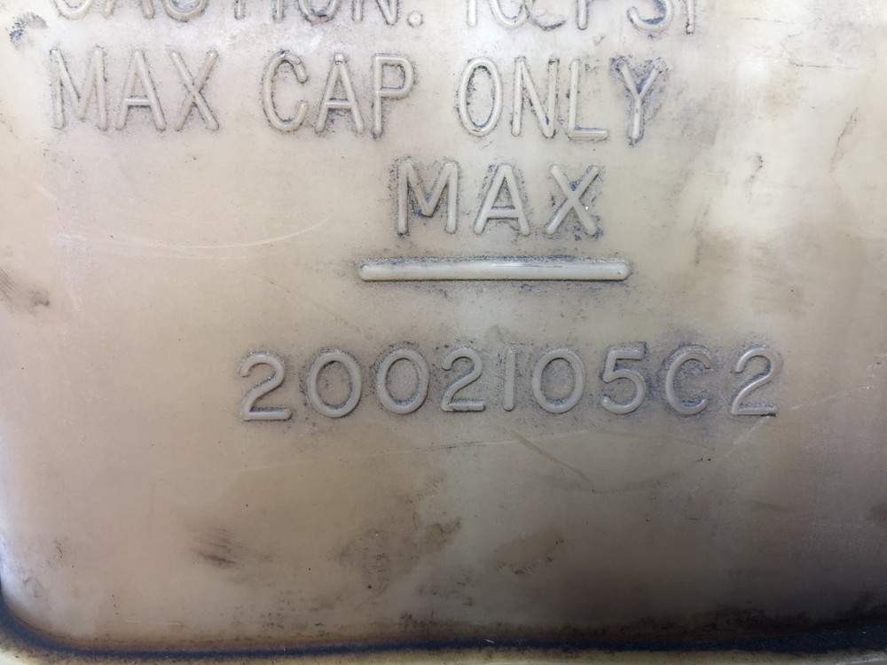 1999 International 4700 Plastic Radiator Overflow Bottle