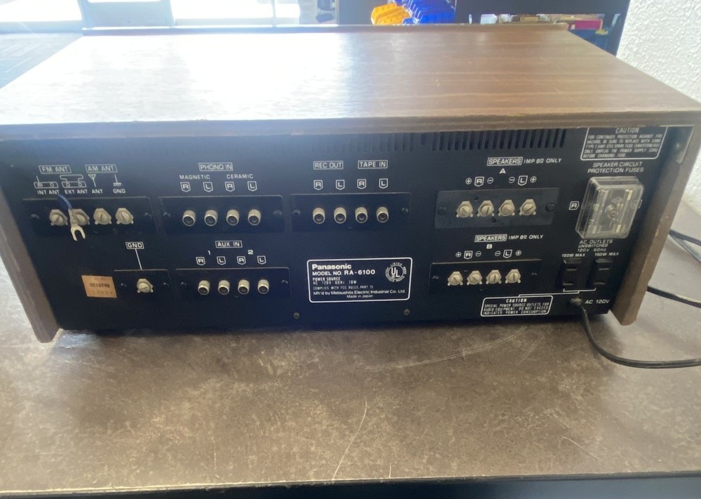 Panasonic Model RA-6100 AM FM Stereo Integrated Receiver