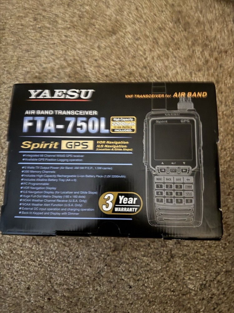 Yaesu FTA-750L Handheld Nav/Com/GPS Transceiver