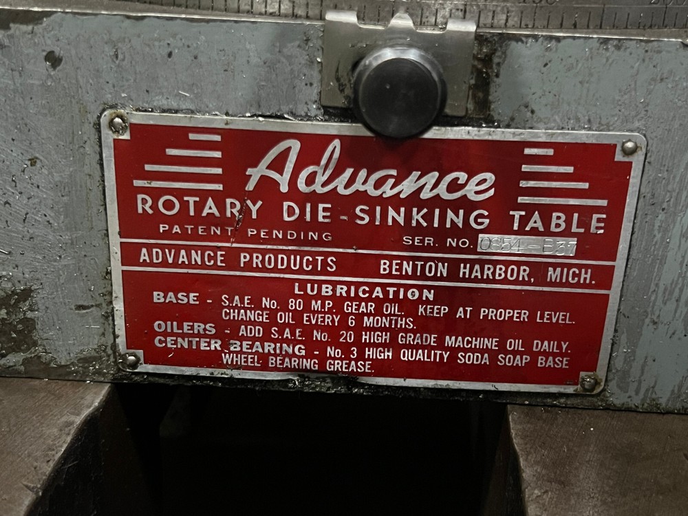 ADVANCE ROTARY DIE-SINKING TABLE, 11" X 11", 9.5" SURFACE TO SURFACE