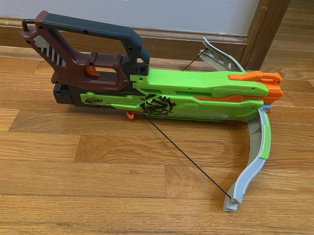 NERF Zombie Strike Crossfire Bow Hasbro 2015 CrossBow