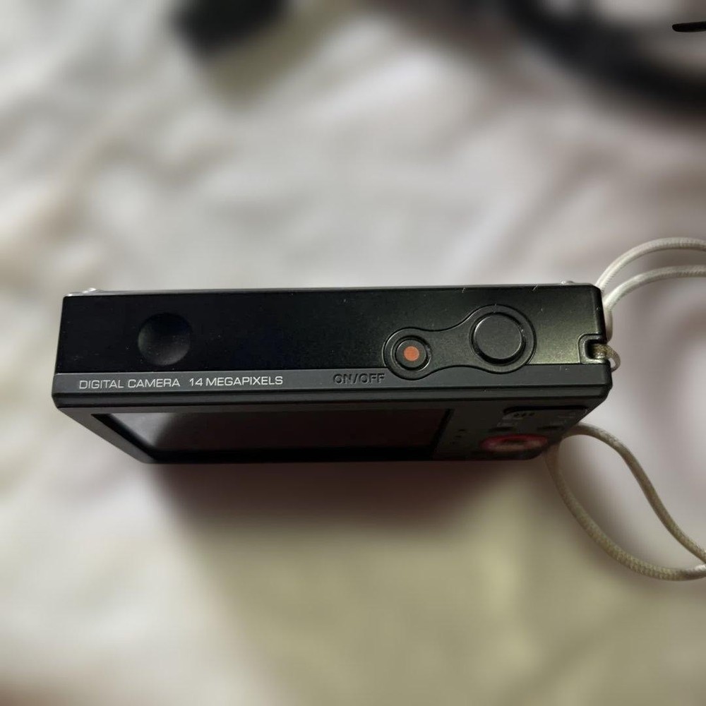 PENTAX Optio RS1000 Compact Digital Camera Black Tested Excellent Condition