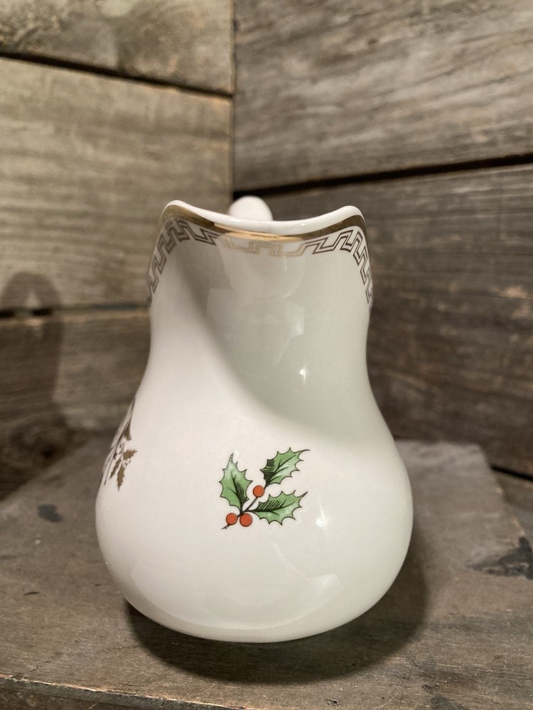 Spode “Christmas Tree Gold” Collection Creamer EUC 4”