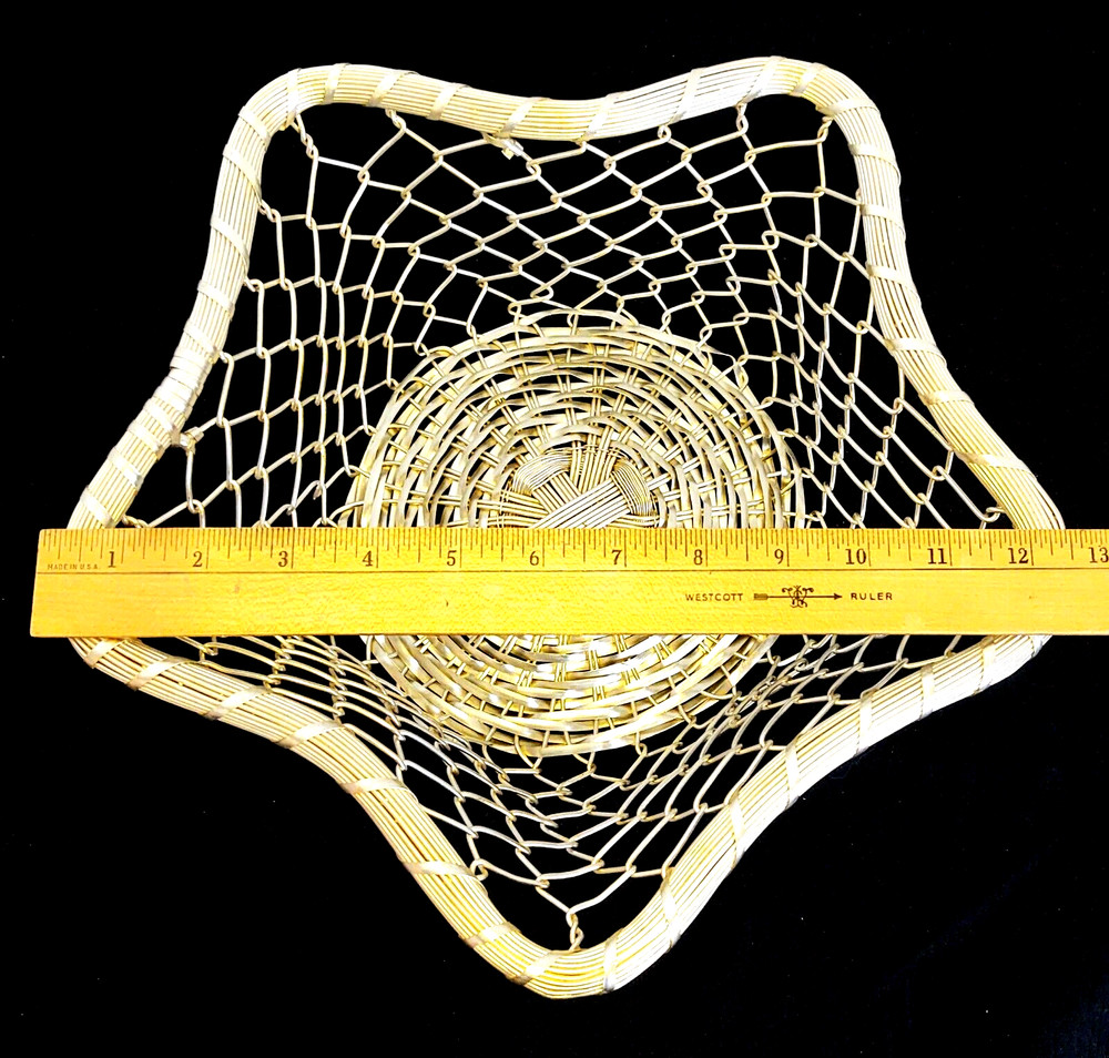STAR METAL BASKET