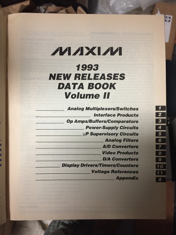 Data Book = Maxim Semiconductor Six Volume Set plus Applications Highlight = Lot