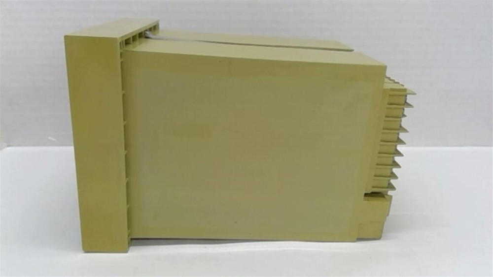 Barber-Colman 560 Temperature Controller