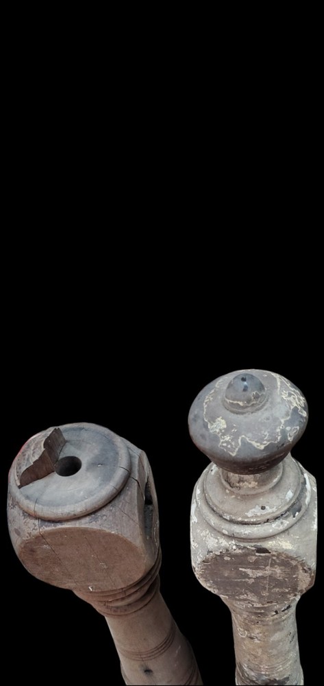 Pair Of Newel Posts *GAM0201