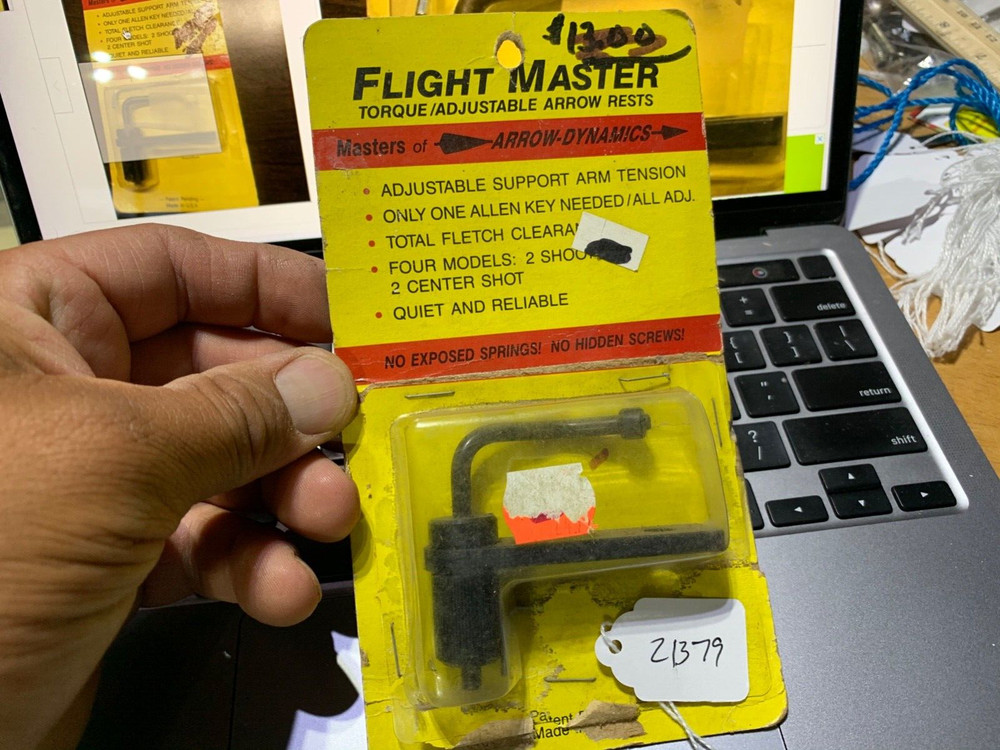Flight Master Torque Adjustable arrow rests (21379)