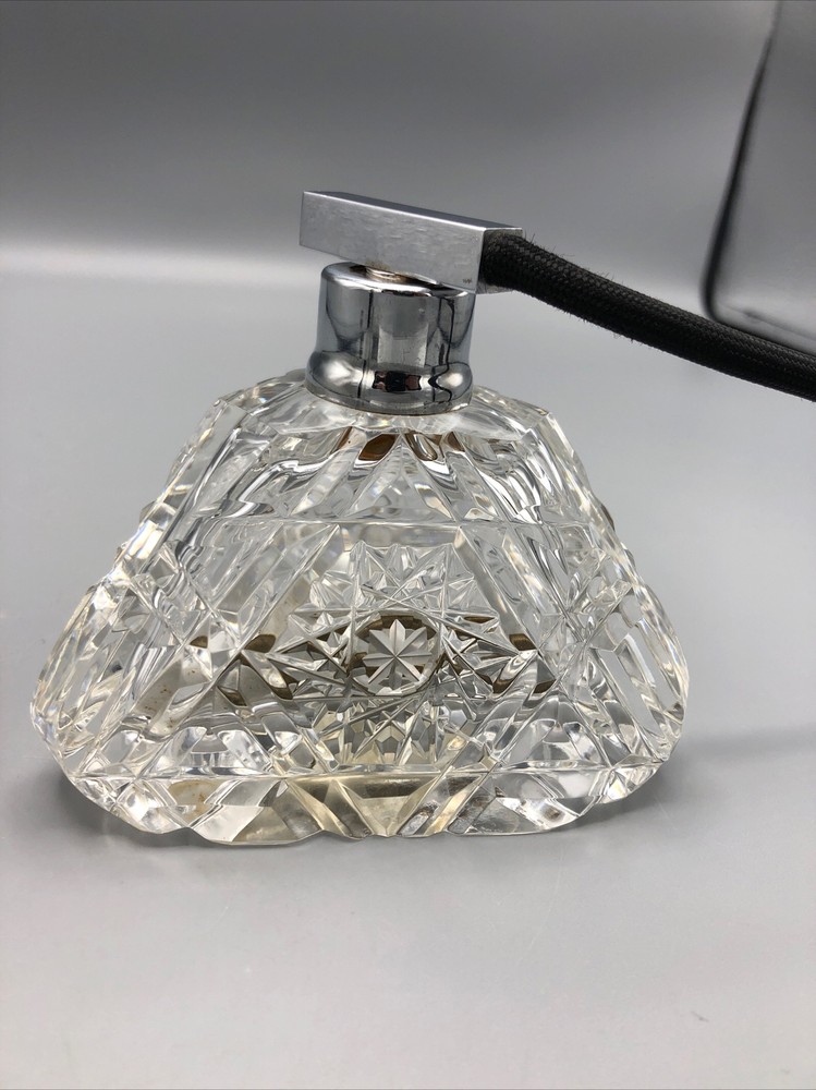 Clear Pyramid Deep Cut Crystal Bottle with Atomizer 4 1/4" Pyramid