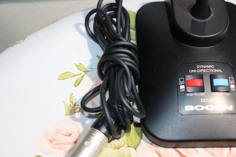 Bogen DDU250 Desktop Push-To-Talk Mic with Lock - Dynamic Uni-Directional